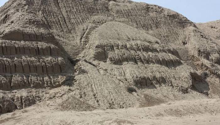 Сенсационная находка в Перу: в местной пирамиде найдены захоронения 16 китайцев - кадры