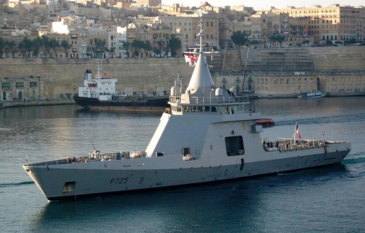 Франция отправила два военных корабля к острову Джерси: "Похоже на вторжение"