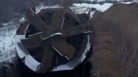 Украина вынуждена в морозы копать траншеи на границе с Россией
