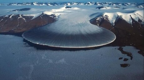 Установлен источник расплавления ледников Антарктиды: названа страна, которая разрушает лед на континенте