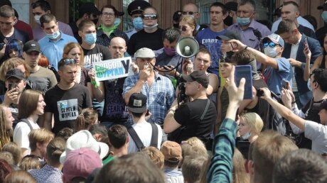 В Хабаровске участников акции в поддержку Фургала задержали силовики