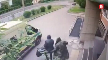 Красноярск, нападение, инкассаторы, видео, стрельба, раненые, Сбербанк