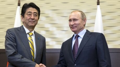 Абэ хочет переговорить с Путиным о своей отставке – названа дата