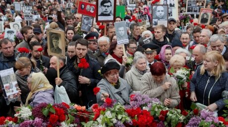 Декоммунизация: почему отрицание собственной истории стало нормой на Украине 