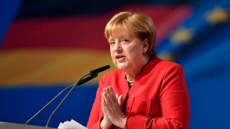 Ангелу Меркель могли заразить коронавирусом: COVID-19 нашли у ее врача