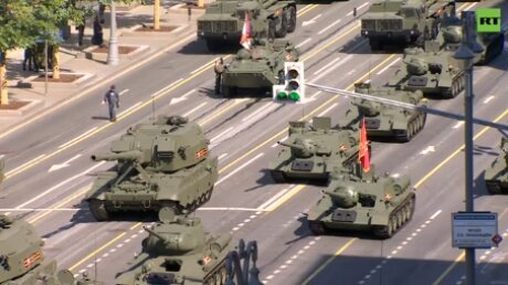 ​Пробивают бетонные стены и перехватывают "Томагавки": на Параде Победы Россия показала миру новую военную технику