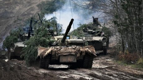 Британцы нашли на российских танках "признаки вторжения" на Украину