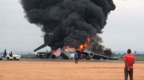 Крах для Украины: два Ил-76 растерты в порошок ракетным ударом в Ливии – кадры