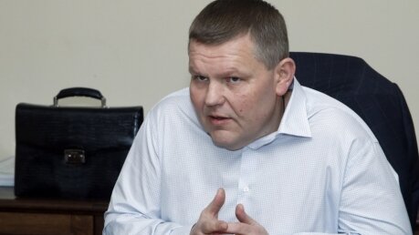 Депутат Верховной Рады Валерий Давиденко найден застреленным в своем кабинете
