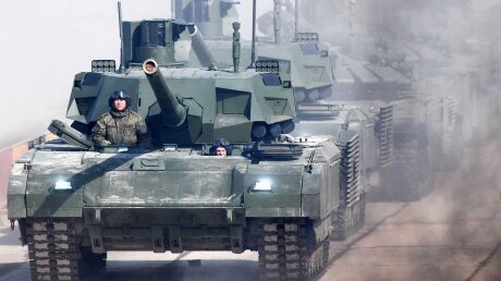 Уточнены сроки серийных поставок "Арматы" в армию России 