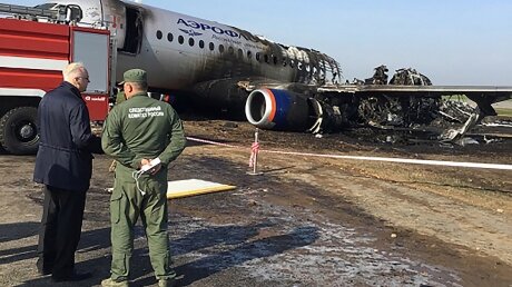 ​Следственный комитет назвал окончательную причину аварии на Sukhoi Superjet в Шереметьево
