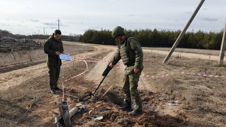 В погранпункт РФ на границе с Украиной был выпущен снаряд: ФСБ показала кадры 