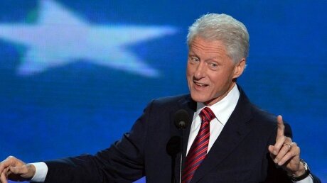 Билл Клинтон попал в больницу: в CNN назвали причину