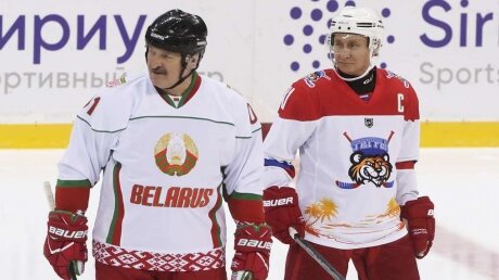 Лукашенко о Путине: "Нас загнали намертво в одну команду"