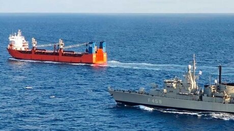 Adrias против "Адлера": греческий спецназ НАТО искал оружие на российском корабле