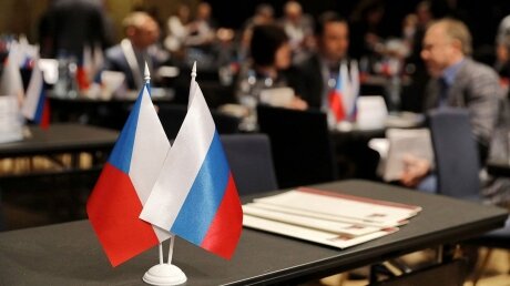 Конфликт в отношениях РФ и Чехии достиг пика: Прага готовится выслать 60 российских дипломатов