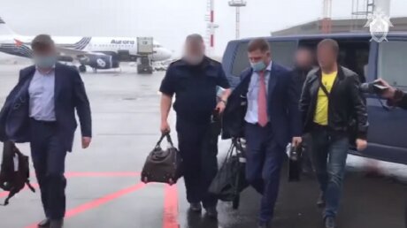 Задержание губернатора Хабаровского края Фургала: видео спецоперации и доставления в аэропорт