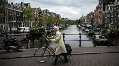 Нидерланды - третьи по смертности от коронавируса за последние сутки: новая статистика