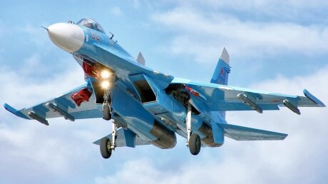 Российский Су-27 сорвал учения НАТО в Калининградской области 
