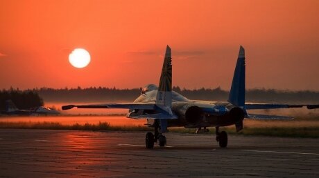 В зоне падения Су-27 в Черном море зафиксировали сигнал бедствия - пилот мог выжить