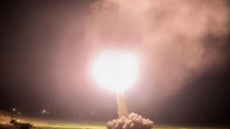Ракетные удары Ирана по военным базам США: канадские войска в безопасности, потерь у коалиции нет