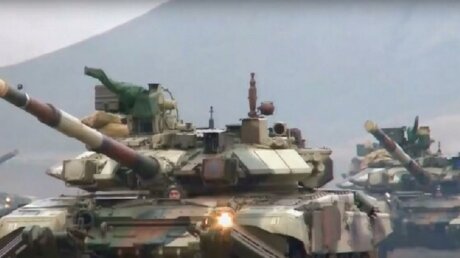 Армения нанесла ответный удар по Азербайджану, подбив танк противника