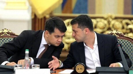 Глава ВРУ Дмитрий Разумков сообщили о грядущей отставке