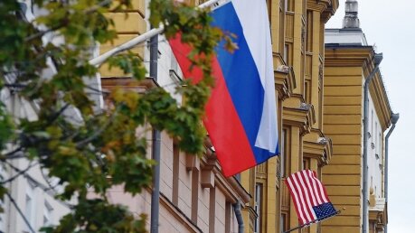 Визы россиянам перестанет выдавать посольство США
