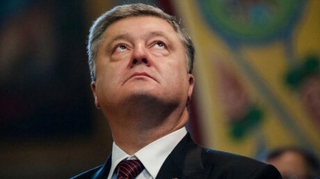 ​Порошенко грозит реальный срок: экс-президент обвинен в госизмене из-за “Минска”