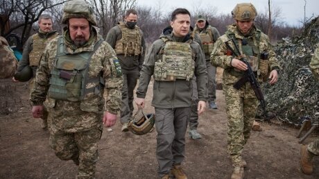 Зеленский создает новые батальоны украинской армии, отдавая деньги националистам 