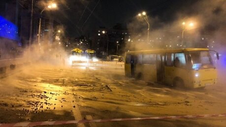 "Сварились в кипятке", - в Киеве рассказали о пострадавших из-за прорыва горячей воды в ТРЦ Ocean Plaza