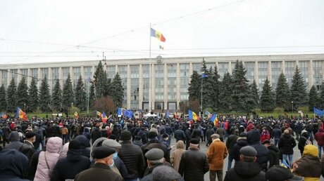 Российский журналист Гасанов назвал протесты сторонников Санду "началом майдана в Молдавии"