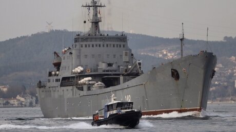 "Орск" приближается к Сирии: Турция напугана российским десантным кораблем
