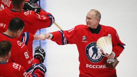 Команде Легенд Хоккея помогли выиграть у сборной НХЛ восемь шайб Путина