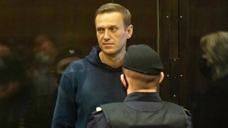 В Кремле отреагировали на присутствие зарубежных дипломатов на суде по Навальному 