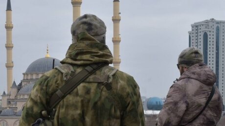 В Сети показали первые кадры с места перестрелки в центре Грозного: есть жертвы 