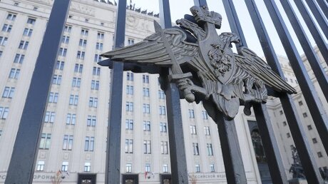 В Минобороны РФ подробно ответили на "перехват" военными США российского генерала в Сирии 