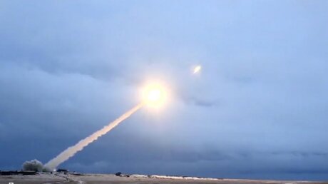 Мощь "Буревестника" удивит весь мир: стало известно, когда будет готова российская ракета "неограниченной" дальности