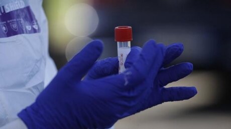 В России завершили испытания первой в мире вакцины от коронавируса
