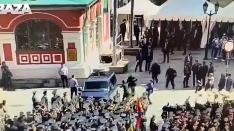 Момент нападения Ерошенко на автомобиль ФСО перед Парадом Победы показали в Сети