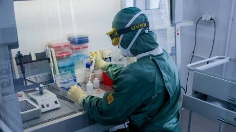 Ученые назвали вредную привычку, увеличивающую риск заражения коронавирусом
