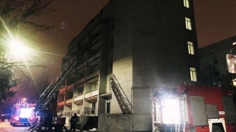 Пожар в COVID-отделении больницы Запорожья: трех пациентов и врача не удалось спасти