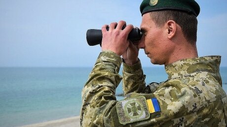 Украинских пограничников серьезно напугал зеленый луч со стороны России