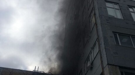 Пожар в здании телеканала "РБК" - редакцию срочно эвакуировали