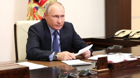 Путин назвал "бедность" первой проблемой России, призвав "не искать оправданий"