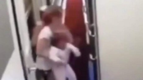 Выбросила младенца в туалет: в поезде Симферополь – Москва произошло громкое ЧП