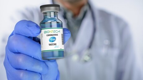 ​Компания Pfizer готова поставлять вакцину от коронавируса в Россию, но при этом выдвинула условие
