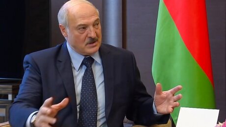 Лукашенко углядел "вину" России в затянувшихся протестах в Белоруссии 