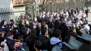 иран, роухани, протесты, митингующие, уличные столкновения, мид россии, вмешательство, тегеран, акции протестов, беспорядки