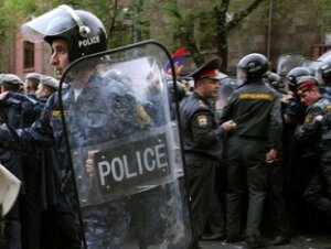 Армения, Ереван, происшествия, протест, полиция, разгон, общество